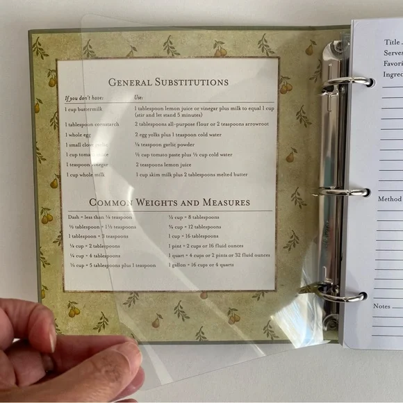 Recipe Keeper with blank recipe cards - Picture 3 of 7